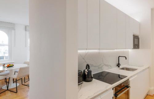 FOX ON THE HOE - Luxury Apartment accommodation - Photo 60