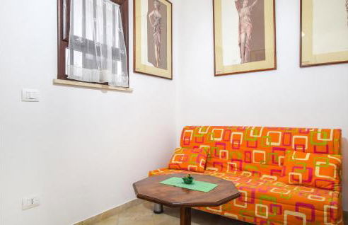 1 Bedroom Amazing Apartment In Locri - Foto 7