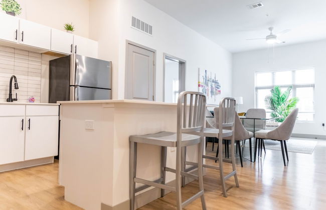 Brand New Suite in Kansas City - Photo 14