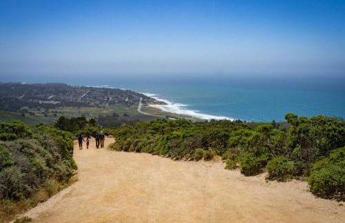 Ocean & Mountain View Home - Walk to Trails Beach Family Activities - Foto 39