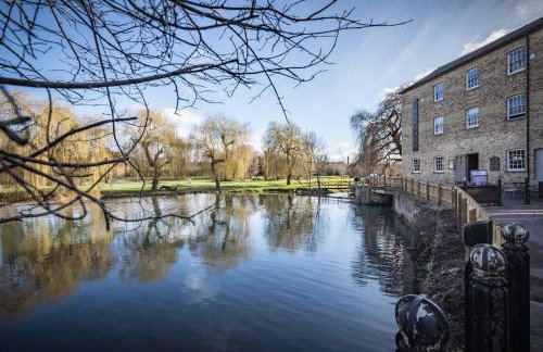 Superb Central Apt River Views & Parking - Foto 16