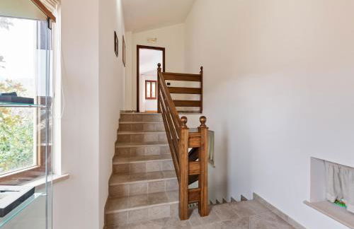 Valley View Villa in San Mango D'aquino with Hot Tub - Foto 43