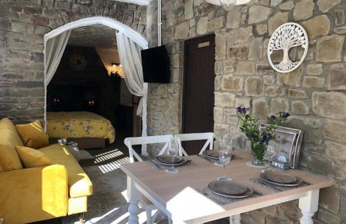 Olli's Cottage-Terrace & Jacuzzi optional - Foto 1