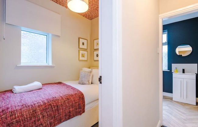 Salford Sanctuary 5 Bed House - Foto 15