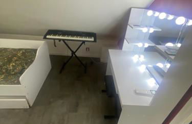 Maison avec piscine chauffée jacuzzi a1 heure paris 10 mn du centre ville - Photo 6