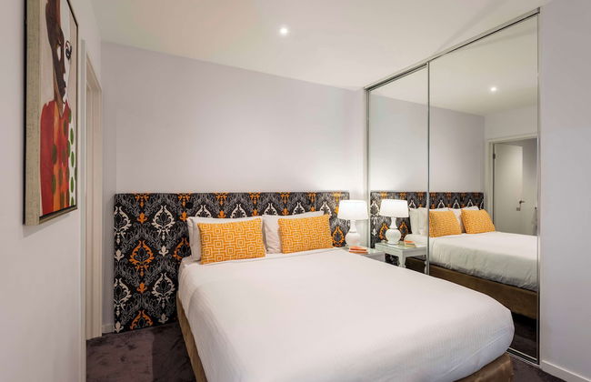 Oaks Melbourne South Yarra Suites - Photo 9