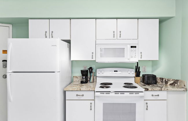 Harbor Place Condominiums by Hosteeva - Photo 34