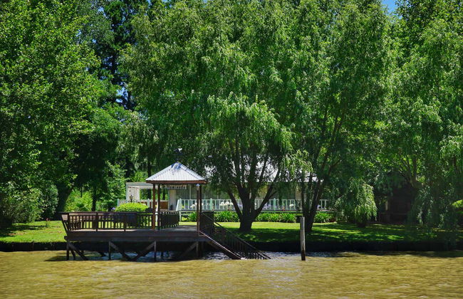 Tigre, Lujan & Sarmiento Rivers Catamaran Cruise - Photo 5
