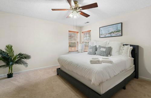 Cozy 4B 2 5B University Home King Beds Jacuzzi - Foto 50