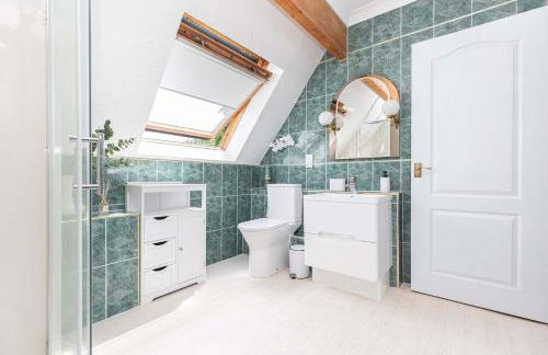 MOONGATE by BOURNECOAST - A Delightful Chalet Bungalow with a Garden and Parking - HB10672 - Foto 18