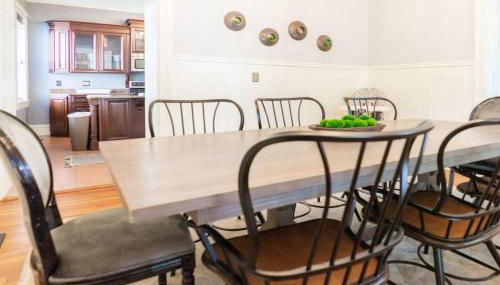 Posh 4 floor Soulard Family Home ABODEbucks - Foto 3