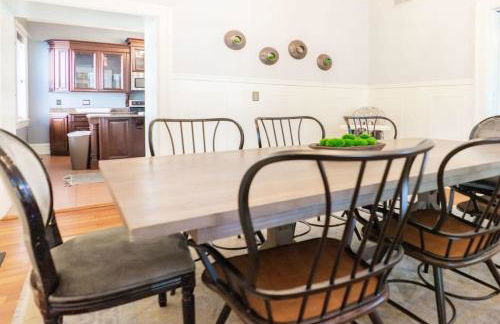 Posh 4 floor Soulard Family Home ABODEbucks - Foto 3