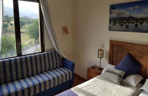 Cottage in Navas de Estena with Pool & Jacuzzi - Photo 25