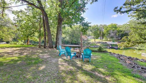 Deck and Dock Access Lakefront Grove Cabin! - Foto 4