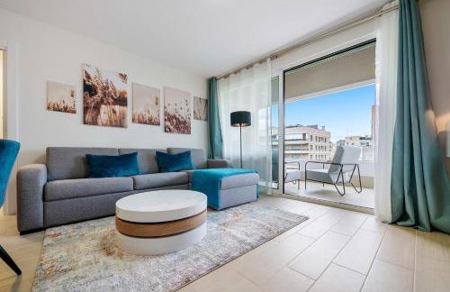 Magical 2BR Condo in the Heart of Cambrils - Photo 6