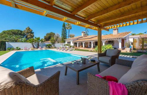 Villa Ramos by Villa Plus - Photo 4