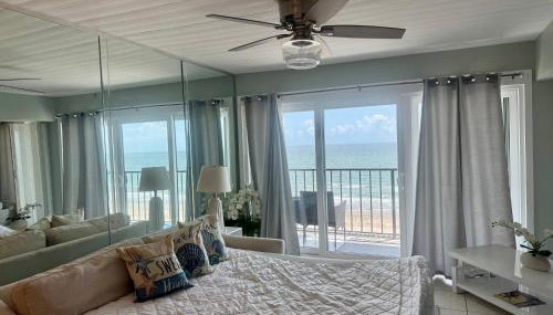 Beachfront Condo with Pool a Summer Escape for 6 - Foto 3