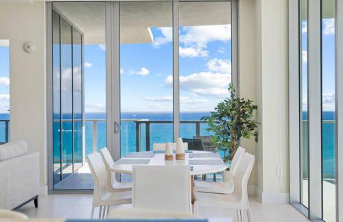 Ocean Front 2BR 2.5BA Lux Condo on Singer Island - Foto 11