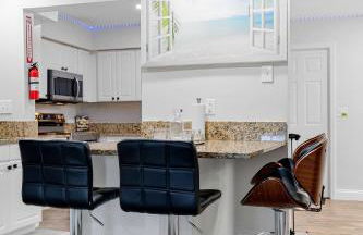 Family home w private pool & fire pit - Foto 46