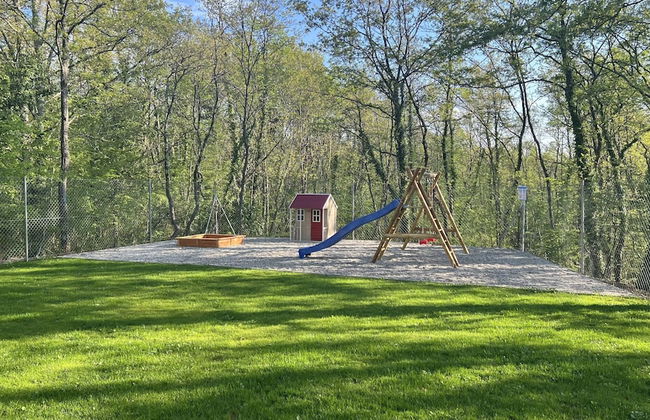 Villa PORTUM - Where Serenity & Comfort meet, Luxurious Woodland Retreat with Private Heated Pool & Amenities - Foto 33