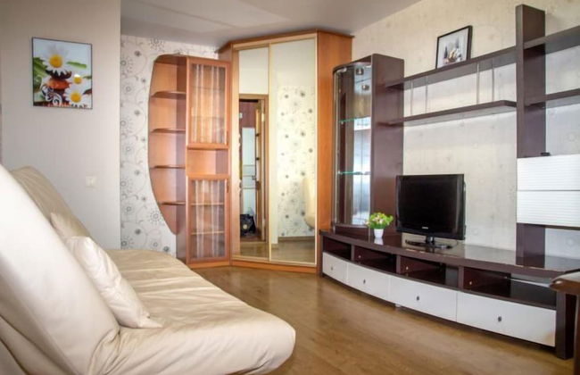 Apartment on Amurskaya St. 3 - Photo 1