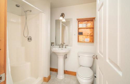 Mtn Views Colonial Home on Kingdom Trails! - Foto 13