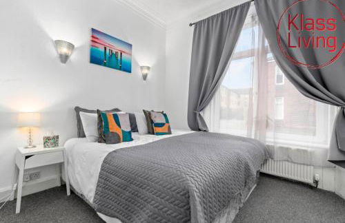 One Bedroom Apartment by Klass Living Serviced Accommodation Bellshill - Elmbank Street Apartment with WIFI and Parking - Foto 36