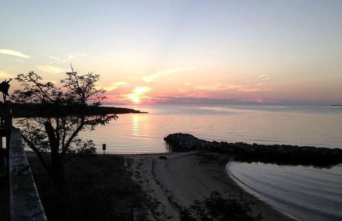 Bayfront Cottage Rental with a Private Beach on Virginia's Eastern Shore - Foto 5