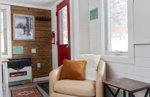 Maple Sugar Shack Tiny House with hot tub & river by Stowe - Foto 10