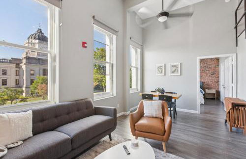 Rustic-Industrial Loft with Courthouse Views apts - Photo 1