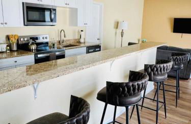 New Home Near Legoland and Disney Sleeps 12 - Foto 21