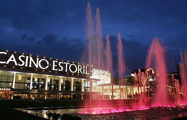 Cushy Apartment with garden in Estoril - Photo 53