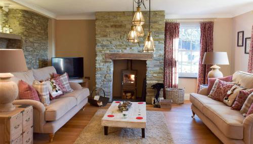 Fountain Hill - Photo 2