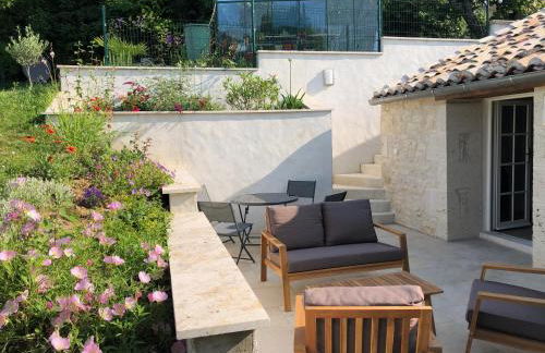 Newly converted barn, magnificent vues, garden and pool - Foto 14