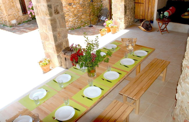 Traditional Estate From the XIV Century, With Swimming Pool - Photo 13