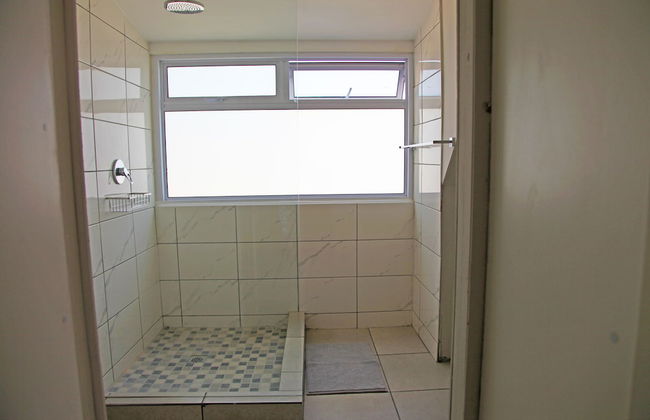 Modern Cottage In Upper Constantia - Foto 8