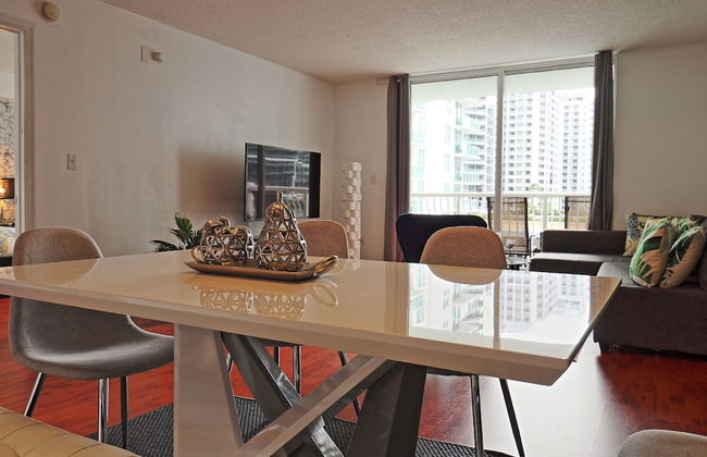 OneLuxStay in the Heart of Brickell - Photo 29