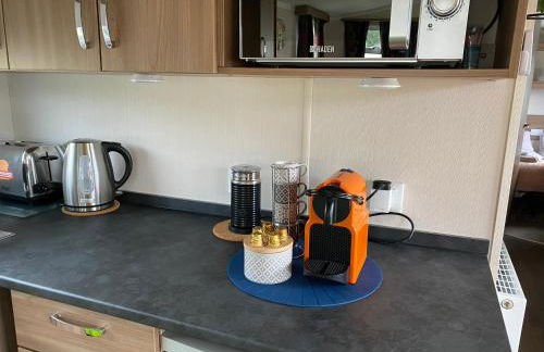 Deluxe 3 bedroom caravan in Haven's Seton Sands Holiday Village,Wifi - Foto 20