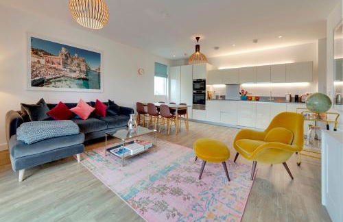 Pass the Keys Stunning and Spacious Modern Flat - Own Car Park - Foto 10