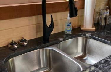 Livin on the Edge Cabin in Albert Pike, Beautiful! - Foto 38