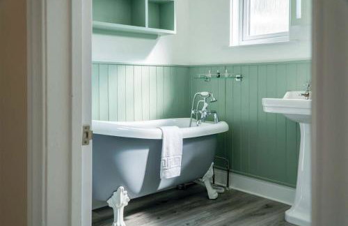 Overland Road – 4 Bedroom House – Mumbles - Foto 152