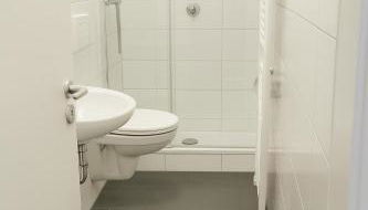 RuhrpottImmo - Zentrale Wohnung in Iserlohn - bis zu 7 Pers - Foto 3, Shower