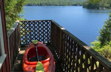 Little Red Wing 50s Lake Cabin - Foto 18