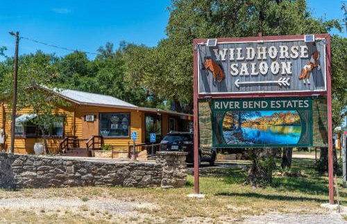 Charming Family Getaway Near Medina River - Foto 41