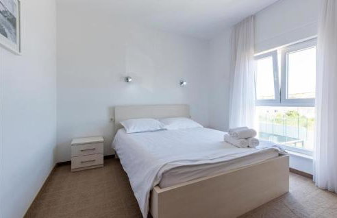 Gorgeous Home In Mravince With Sauna - Photo 45