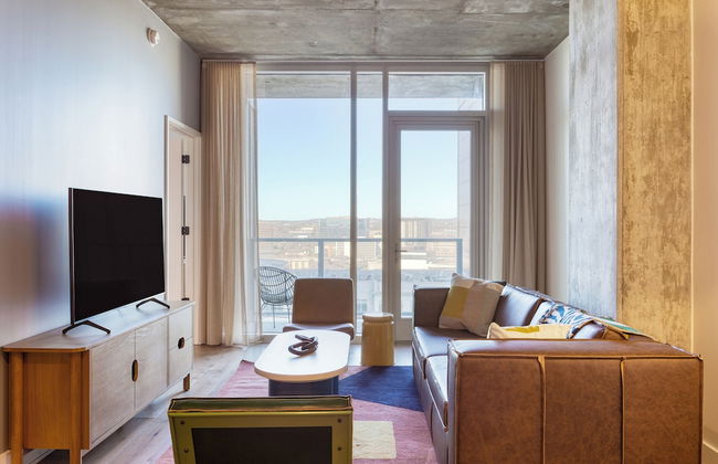 The Natiivo by AvantStay – Modern High-Rise with Rooftop Pool & Skyline Views - Foto 71