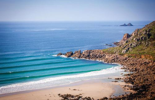 Sheldrake Beach Villa Sea-views Large Garden - Photo 26