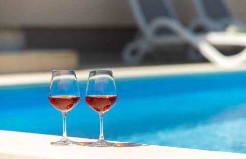 Holiday Home Mla i - Three Bedroom Holiday Home with Pool - Photo 24