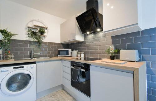 Stylish One Bed Apartment Near Cotswolds RAF - Foto 24