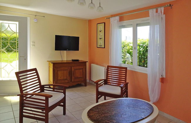 Nice Holiday Home Near the Beach, Hillion - Photo 5